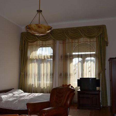 Gabriella szállás Tábor utca 5 Szeged Esterno foto